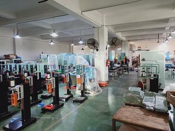 超声波自动焊接机工厂实景